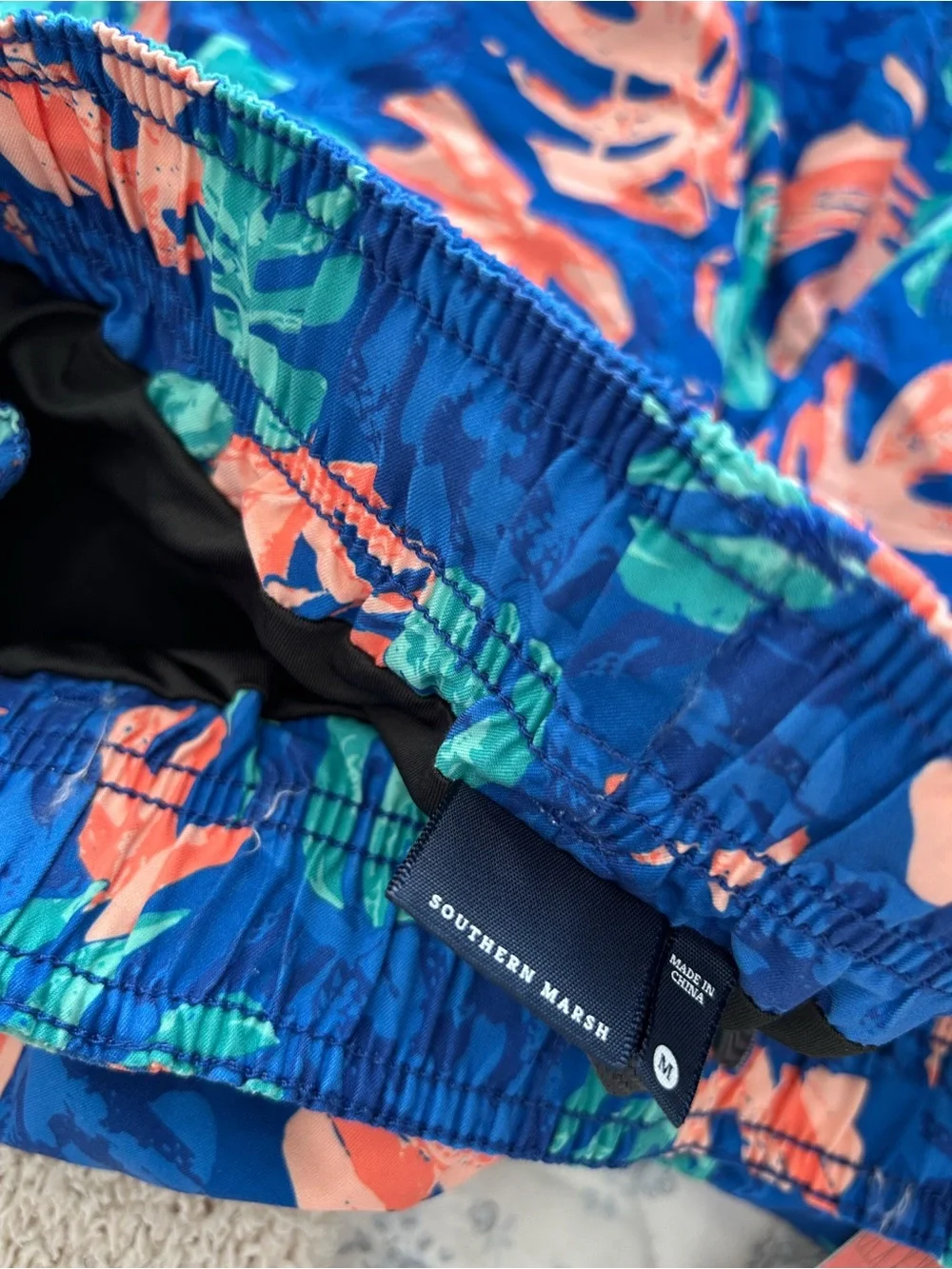 Southern Marsh Men's Blue Tropical Print Swim Trunks • Size Medium